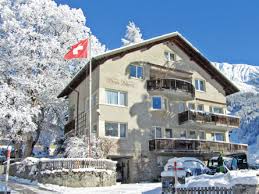 You can enjoy a drink at the bar/lounge. Haus Beim Ahorn