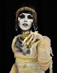 Cleopatra was the last of a ruthless dynasty that ruled the ptolemaic kingdom in egypt for almost three centuries. Mummy Makeup For Cleopatra This Looks So Cool Halloween Costumes Makeup Mummy Costume Mummy Makeup