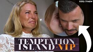 See more of giulia on facebook. Temptation Island Vip Tranenausbruch Bei Giulia Siegel Youtube