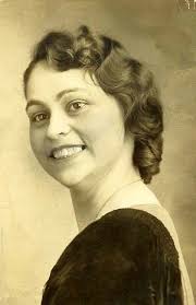 Mary Helen Warnke Lueken (1915-2000)