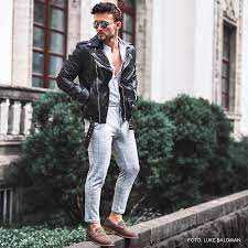im sommer durfen die manner auch gerne mal im buro die business slipper tragen aber nicht nur im buro sind die mokassi manner mode sommertrends slip on schuhe
