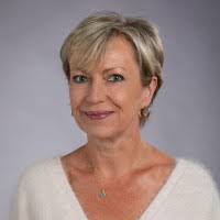 Liebe Community Nach einem erfolgreichen Abschluss des Studiengangs CAS im  General Management für Verwaltungsräte bin ich offen für ein Mandat in  Hotellerie, Tourismus, Gesundheitswesen oder…