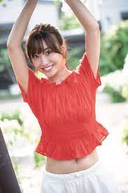 撮り下ろし満載！ キャスターの素顔に出会える永久保存版文春ムック「原色美人キャスター大図鑑2020」122（水 ）に電子版・紙版にて同時発売！｜株式会社文藝春秋のプレスリリース