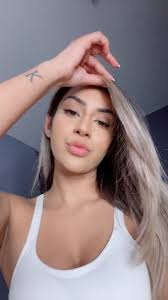 Amanda Khan (@iamamandakhan)