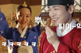 Queen subtitle indonesia, streaming download mr. Watch Shin Hye Sun And Kim Jung Hyun S Upcoming Drama Mr Queen Shares Hilarious Blooper Reel Soompi