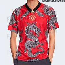 The official manchester united website with news, fixtures, videos, tickets, live match coverage, match highlights, player profiles, transfers, shop and more. U Myu Budet Forma S Drakonom Dlya Kitajskogo Novogo Goda Ne Bespokojtes Na Pole V Nej Ne Vyjdut Vy Eto Videli Blogi Sports Ru