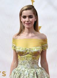 She is best known for her role as sally draper in the amc drama series mad men and as sabrina spellman in the netflix series. Kiernan Shipka S Emmy Awards 2015 Red Carpet Hair And Makeup Vogue