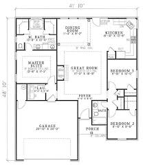 French Home Plan 3 Bedrms 2 Baths 1382 Sq Ft 153 1608 French House Plans New House Plans How To Plan