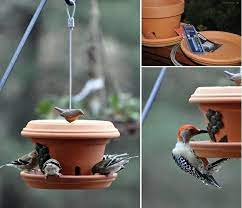 Zum brüten bauen viele vögel am liebsten ihre nester in höhlen oder nischen. Futterhauschen Fur Vogel Selbst Bauen Futterhaus Vogel Bauplan Vogelhaus Vogelfutterhaus