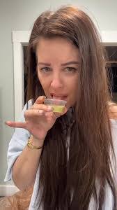 Kelly Vann's Instagram, Twitter & Facebook