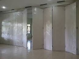  hollow frame 4 x 4,meranti wood inside, multiplek/mdf 9mm, glasswool,finishing (wallpaper,hpl,kain ateja)  cocok digunakqn di: Pintu Partisi Lipat Surabaya Promo Harga Jasa Pemasangan