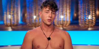 Me and jo react to netflix's new dating show too hot to handle and it's bad. Too Hot To Handle Harry Jowsey Reveals Secrets About Casting Process
