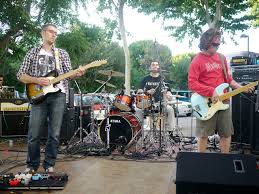 Au vue de la situation particulière et du respect des règles dans lesquelles doivent se dérouler tout événement culturel, nous attirons votre attention sur le fait que votre projet de fête de la musique doit être réalisé en accord avec les autorités communales. Programme De La Fete De La Musique Tours Insolite Loirexplorer