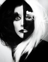 Black And White Halloween Makeup Ideas Pin By Ti Ti S Creations Tante Ingrid On Makeup Inspiration In 2020 Glitter Halloween Makeup Halloween Makeup Easy Halloween Makeup Witch