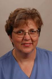 Hairstylist still cutting, with no retirement plans, after 60+ years