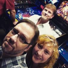 straighttoale with friends