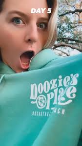 DAY 5 of my KEEP CREATING challenge! 🤩🎉, Doozie’s Place will forever be  one of my all time fave logo projects with @hang_ten_agency for every  reason under the sun! 🌞🥞🍳 The VIBES, the COMPANY, the ...