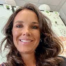 Heather Deters's Instagram, Twitter & Facebook