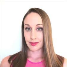 Amanda Ledford's Instagram, Twitter & Facebook