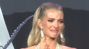 Ballerina Farm's Hannah Neeleman relinquishes Mrs. American title to new  winner ... as 'Trad Wife' influencer continues to soar in prominence