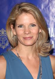 ON A CLEAR DAY YOU CAN SEE FOREVER OPENS