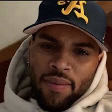 Don't stare too hard… I know I hit different today 😏✨