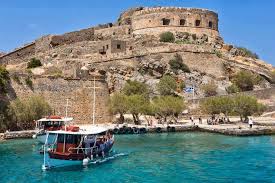 Griechenland hat trotz seines stark maritimen charakters einen gebirgsanteil von 77,9 % und wird daher als gebirgsland eingestuft. Spinalonga Die Ehemalige Leprakolonie In Griechenland Urlaubsguru
