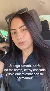 Doris Araujo (@_dal15)