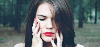 Mujeres divorciadas: la retrógrada norma que les impide volver a casarse  cuando lo deseen