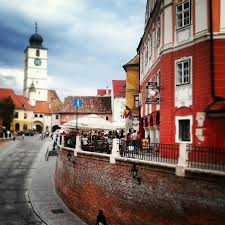 Hermannstadt este o echipă profesionistă de fotbal din sibiu. Sibiu Www Pure Romania Com Sibiu Hermannstadt Is A City In Transylvania Romania With A Population Of 147 245 Located Some 215 Sibiu Romania Bucharest