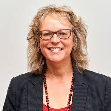 Carmen Tanner's Instagram, Twitter & Facebook