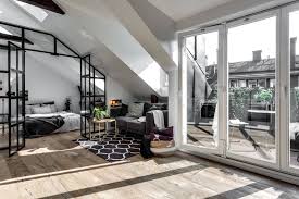 Jun 23, 2021 · lägenhet david bagares gata 12. David Bagares Gata 26c Attic Apartment With An Industrial Glass Wall