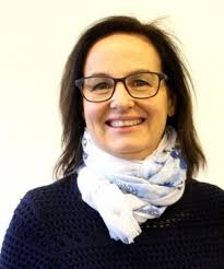 I morgon startar skuleåret i Ballettskulen! Her møter du våre dyktige  pedagogar og assistentar. I år har vi 350 elevar i 35 ulike grupper!  Susanne Therese Stark og Analu Zidko er våre