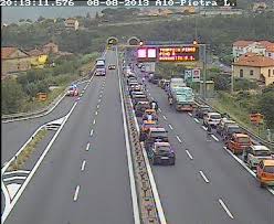 Aggiornato alle 7:03 del 15/3/2021. Pietra Ligure Incidente Sull Autostrada Tir Si Ribalta E Travolge Un Auto Savonanews It