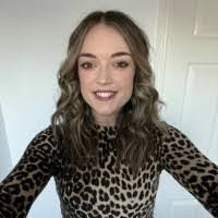 Kara Crook's Instagram, Twitter & Facebook