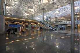 Он занимает 3е место в стране по количеству обслуживаемых пассажиров. Aeroport Vnukovo Terminal A