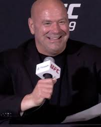 Khamzat Chimaev vs... 👀 Dana White talks all after #UFC319 📺