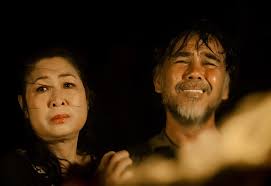 Hồng Vân sốc khi Quyền Linh lao vào biển lửa ở cảnh cháy nhà