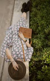 Johnny Depp + Phoebe Buffay Look | Adventures of Jess