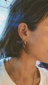 Spieglein Spieglein Beim Lenacohen Co Uk Earstyling Slowfasion Luxurypiercing Piercing Das Schonste Bild F Rook Piercing Jewelry Ear Piercings Piercing