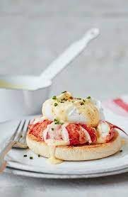 Classic Eggs Benedict Has Been Given A Gourmet Twist With The Addition Of Luxurious Lobster Tesco Gourmet Recipes Recipes Food