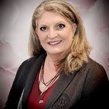 Judith Easley's Instagram, Twitter & Facebook