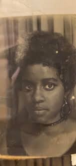 My mother in law just passed away and we found this old Excalibur folder in  her stuff. Thought I'd post it. Pretty cool piece! Have to guess very early  90's👍🏻