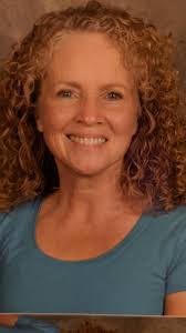 Amber Mcneil's Instagram, Twitter & Facebook