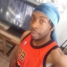 How to play local game with two controllers