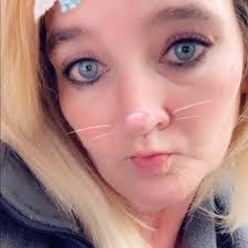 Sylvia Cheek's Instagram, Twitter & Facebook