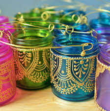How to make moroccan lanterns using dollar store mason jars and gold dimensional puff paint. 50 Cute Diy Mason Jar Crafts Diy Projects For Teens