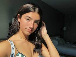 140kfan page$ all smiles here ☻︎ go follow my account funimate (charlimelio) (funimate is an app) fan page charli damelio @charlidamelio. Charli D Amelio Height Weight Age Boyfriend Family Facts Biography