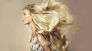 Wie Pflege Ich Meine Haare Im Sommer Schmuckladen De