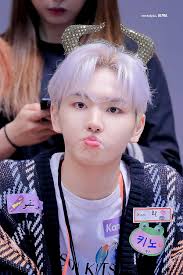 11pcs pentagon crystal card specification: Kino Pentagon Hyunggu ííê³¤ í¤ë¸ ê°íêµ¬ Kino